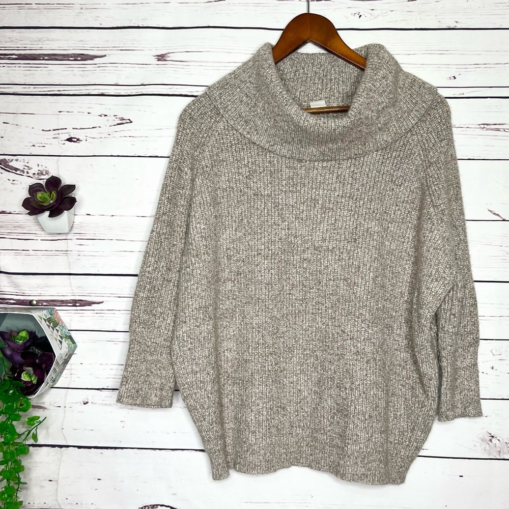 Chico’s Oatmeal Cowl Neck 3/4 Sleeve Knit Sweater Top Size Small Neutral Beige